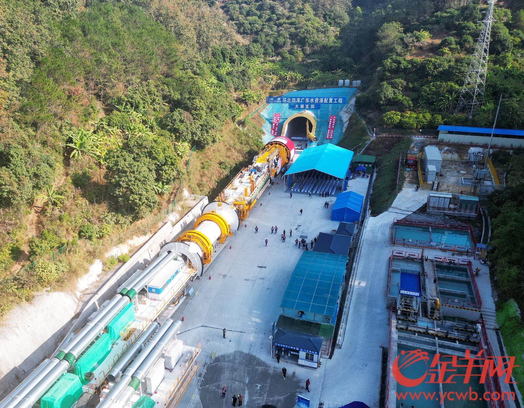 粤海环北6号tbm在施工a7标大潮支洞隧洞顺利始发